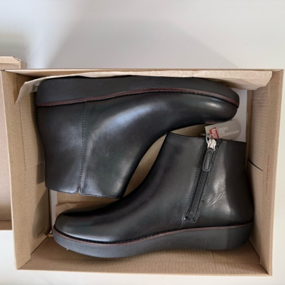 FitFlop‎ Ziggy Black Leather Zip Ankle Bootie 8.5 NIB SupercomFF Ergonomic APMA - Picture 5 of 12